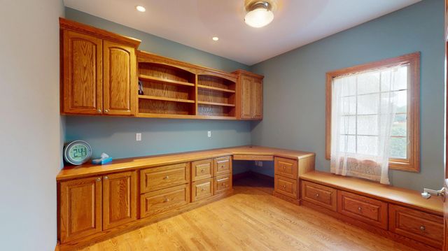 2449 Sand Trap Lane SE, Rochester, MN 55904