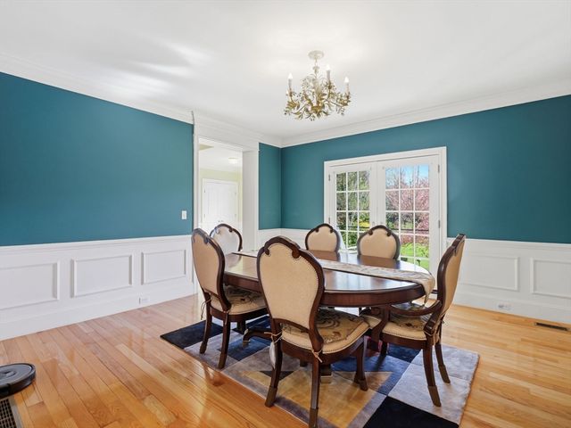 50 Yorkshire Rd, Dover, MA 02030