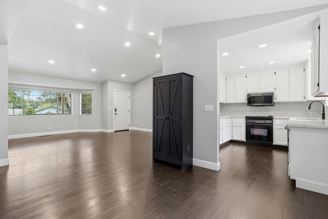 3427 Excalibar Rd, Placerville, CA 95667