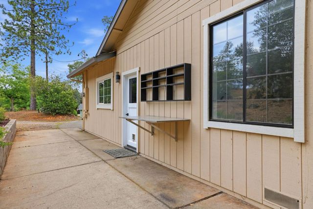 3427 Excalibar Rd, Placerville, CA 95667