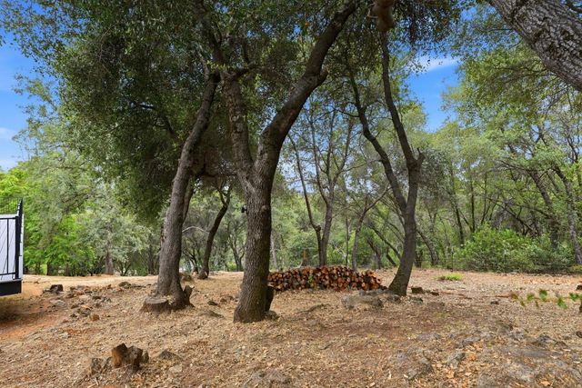 3427 Excalibar Rd, Placerville, CA 95667