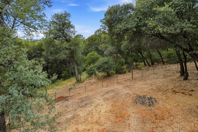 3427 Excalibar Rd, Placerville, CA 95667