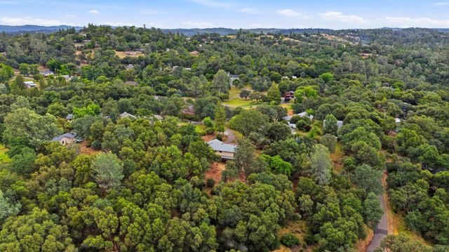 3427 Excalibar Rd, Placerville, CA 95667
