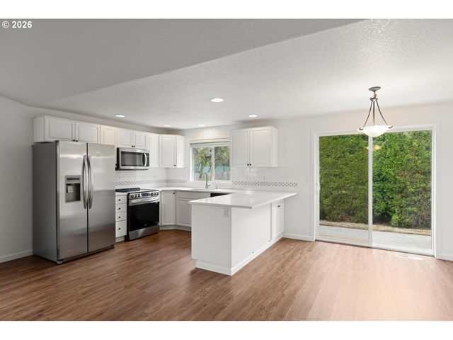 16802 Ne 31ST Way, Vancouver, WA 98682