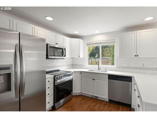 16802 Ne 31ST Way, Vancouver, WA 98682