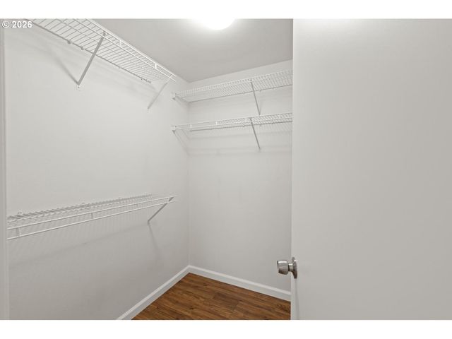 16802 Ne 31ST Way, Vancouver, WA 98682