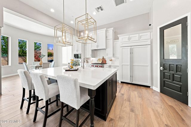 12196 E CLINTON Street, Scottsdale, AZ 85259