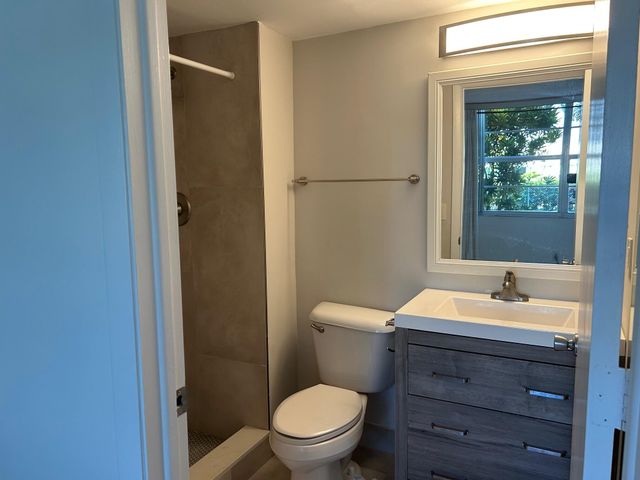 25 Abbey Lane 104, Delray Beach, FL 33446