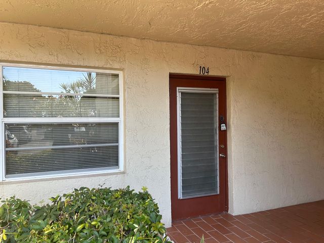 25 Abbey Lane 104, Delray Beach, FL 33446