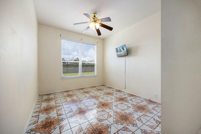 19843 Youpon Leaf Way, Houston, TX 77084