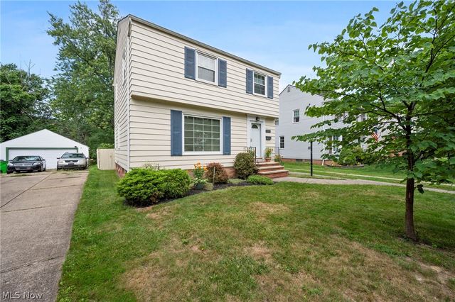 24231 Yosemite Drive, Euclid, OH 44117