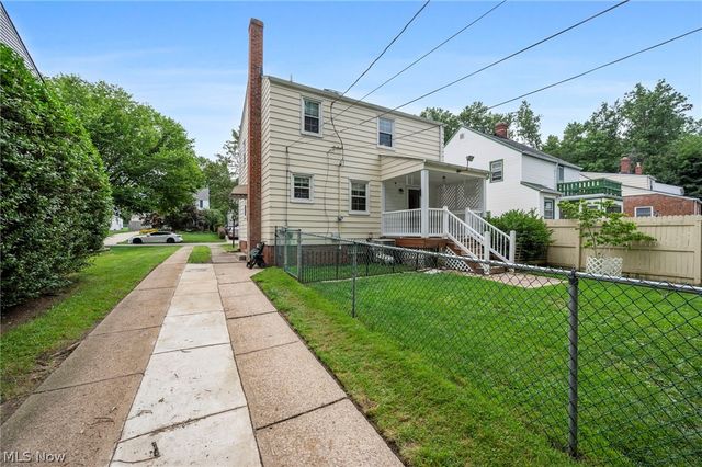 24231 Yosemite Drive, Euclid, OH 44117