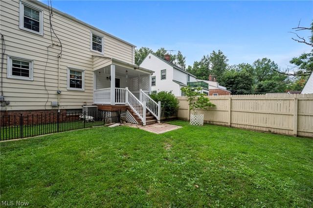 24231 Yosemite Drive, Euclid, OH 44117