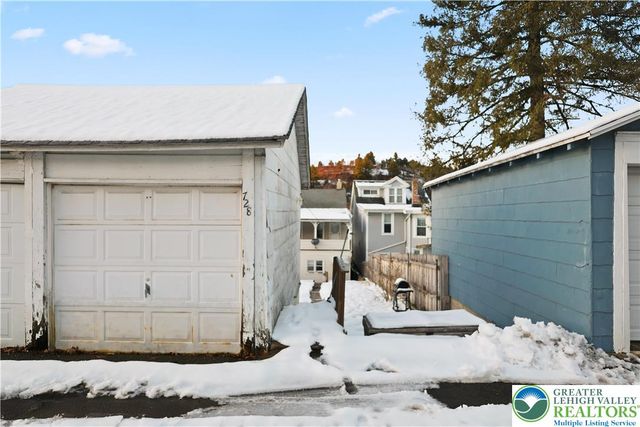 728 Broad Street, Tamaqua Boro, PA 18252