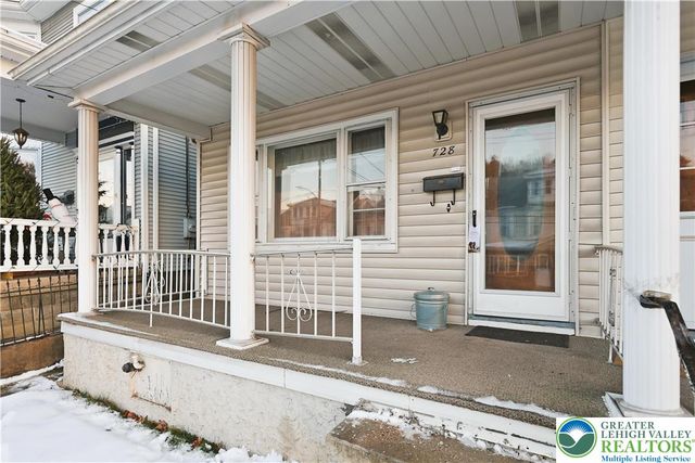 728 Broad Street, Tamaqua Boro, PA 18252