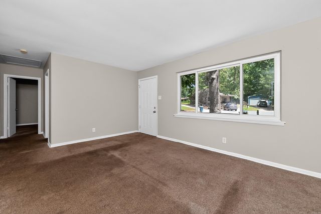 37 Clifton Drive, Little Rock, AR 72209