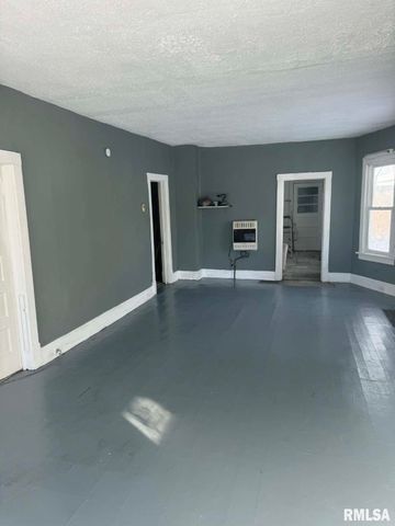 205 2ND Street, South Pekin, IL 61564