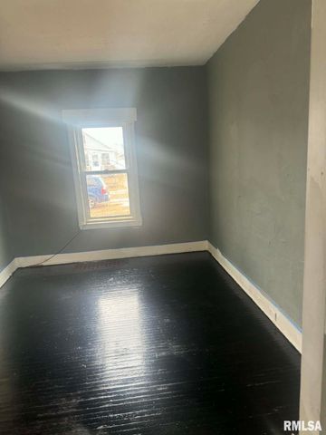 205 2ND Street, South Pekin, IL 61564