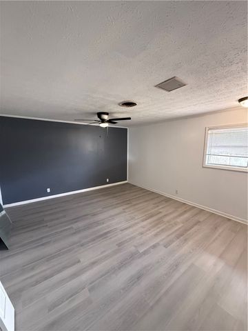 4117 Kingston Dr, Corpus Christi, TX 78411