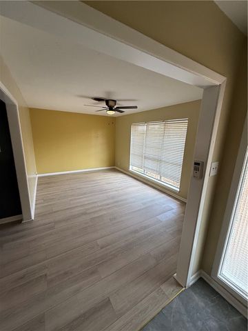 4117 Kingston Dr, Corpus Christi, TX 78411