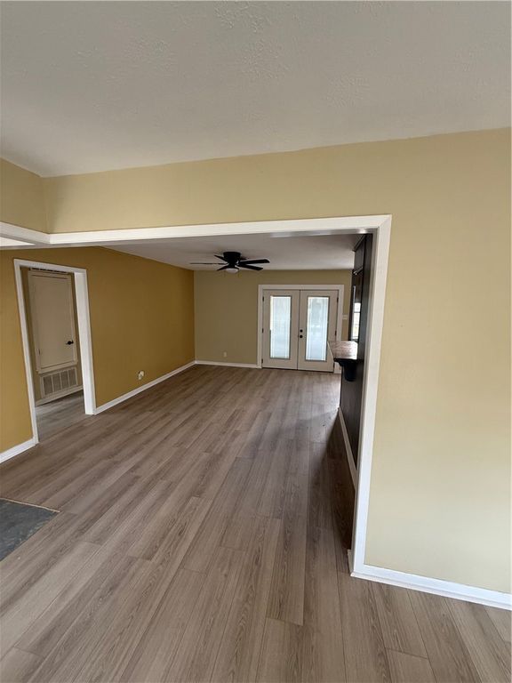 4117 Kingston Dr, Corpus Christi, TX 78411 — photo 2