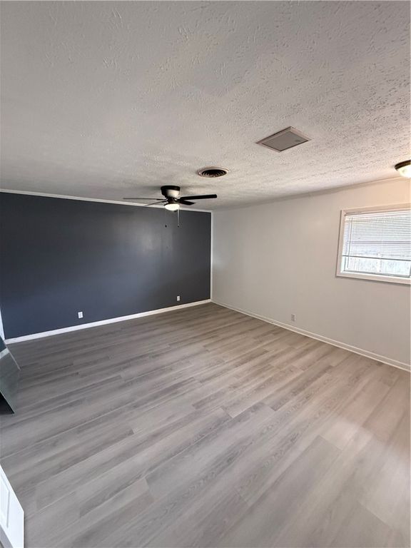 4117 Kingston Dr, Corpus Christi, TX 78411 — photo 5
