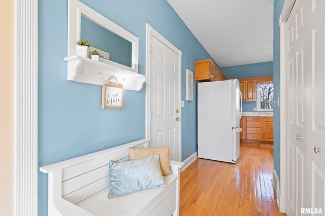 200 Winter Park Drive, Chatham, IL 62629