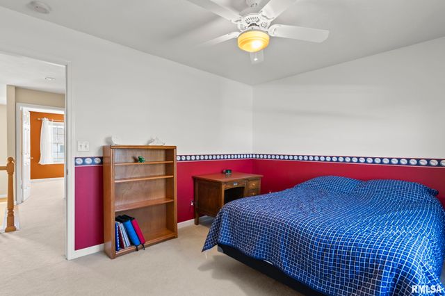 200 Winter Park Drive, Chatham, IL 62629