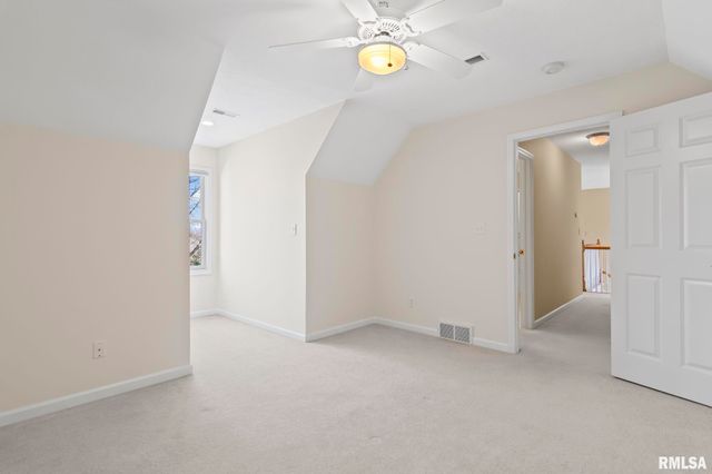 200 Winter Park Drive, Chatham, IL 62629