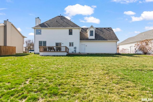 200 Winter Park Drive, Chatham, IL 62629