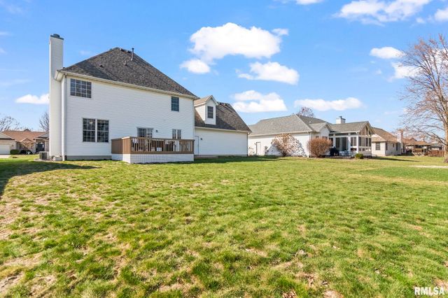 200 Winter Park Drive, Chatham, IL 62629