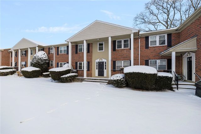 70 Carroll Avenue 1009, Newport, RI 02840