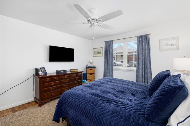 70 Carroll Avenue 1009, Newport, RI 02840