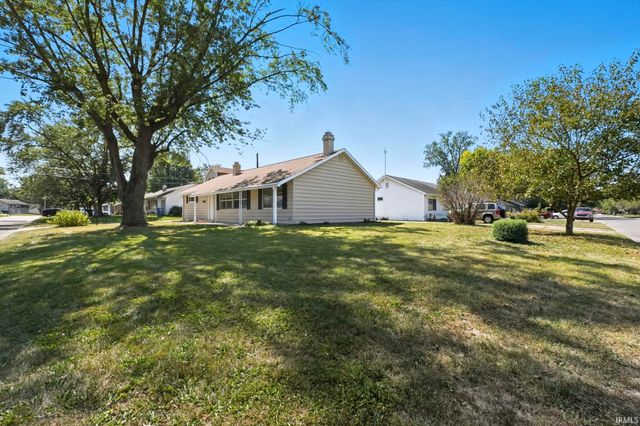 1186 Braeburn Drive, New Haven, IN 46774