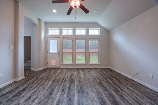 138 Emery Oak Way, Huntsville, TX 77320