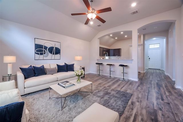 138 Emery Oak Way, Huntsville, TX 77320