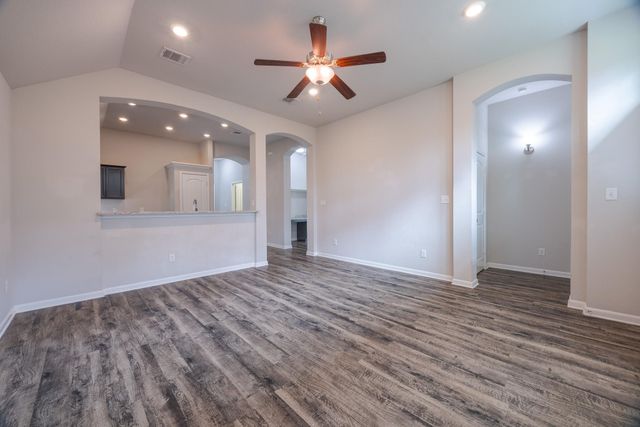 138 Emery Oak Way, Huntsville, TX 77320