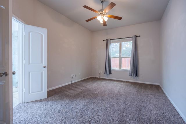 138 Emery Oak Way, Huntsville, TX 77320