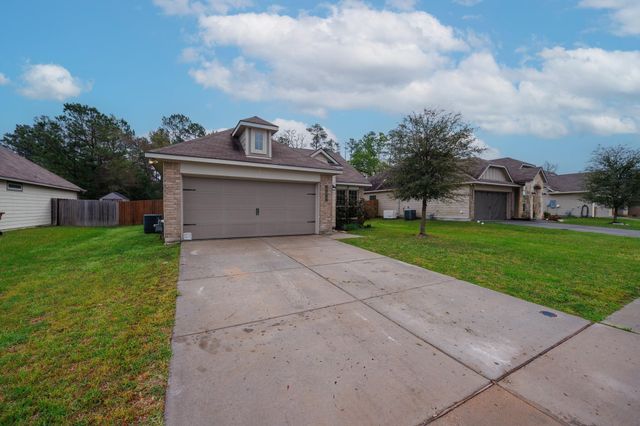 138 Emery Oak Way, Huntsville, TX 77320