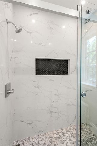 15 Monmouth Court 5, Brookline, MA 02446