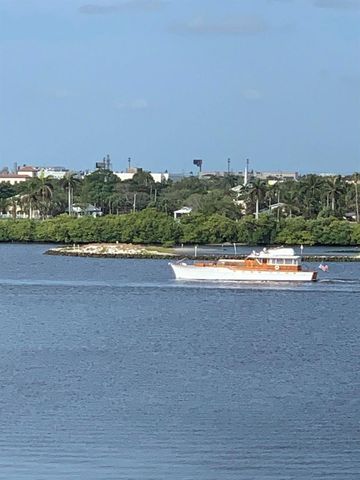 2760 S Ocean Boulevard 517, Palm Beach, FL 33480