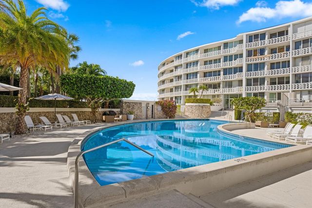 2760 S Ocean Boulevard 517, Palm Beach, FL 33480