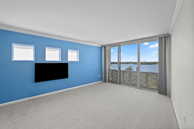 2760 S Ocean Boulevard 517, Palm Beach, FL 33480