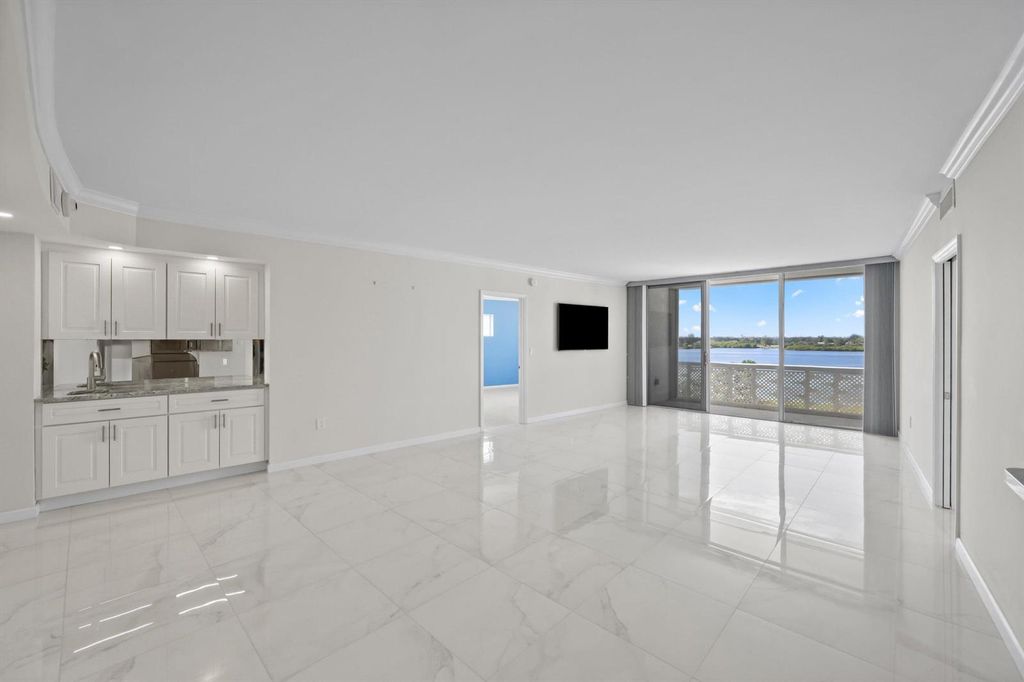 2760 S Ocean Boulevard 517, Palm Beach, FL 33480