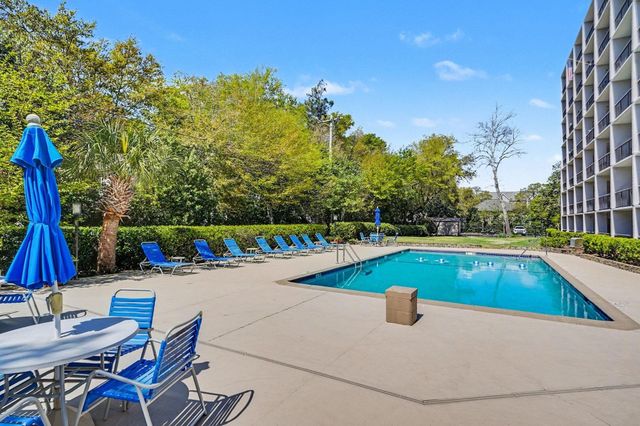 311 71st Ave N Apt 1C, Myrtle Beach, SC 29572