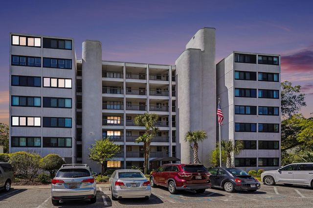 311 71st Ave N Apt 1C, Myrtle Beach, SC 29572