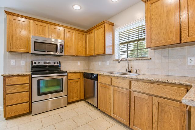 5717 Coral Way, San Angelo, TX 76904