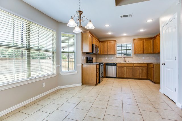 5717 Coral Way, San Angelo, TX 76904
