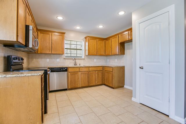 5717 Coral Way, San Angelo, TX 76904