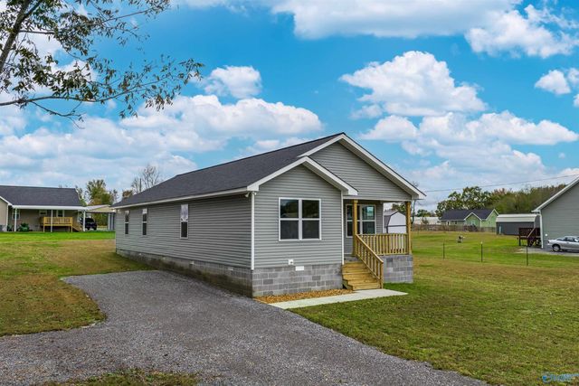 92 Mccurdy Drive, Henagar, AL 35978